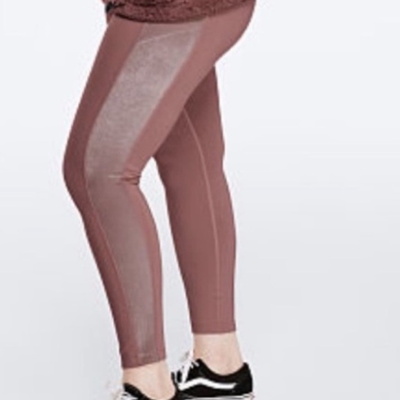 VSPINK 💗L/S Logo Campus Tee(M)Oatmeal & VSPINK💗Cozy Fleece Leggings(M)Cocoa-SET! - Picture 15 of 15